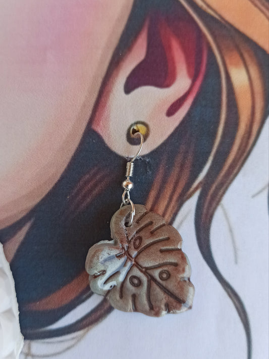 Pendientes hoja