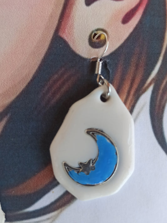 Pendientes luna
